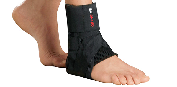 An ankle brace can be helpful in reducing swelling and pain right after an ankle sprain. It can also be used to prevent future injuries.